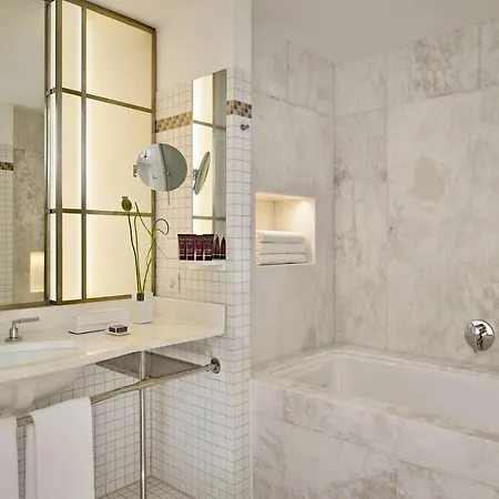 The Ritz-carlton, 5* Wolfsburg