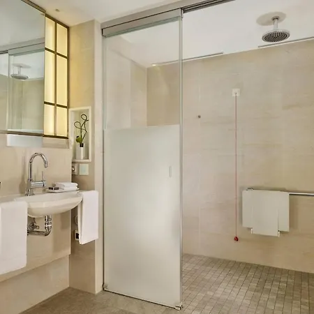 The Ritz-carlton, Wolfsburg