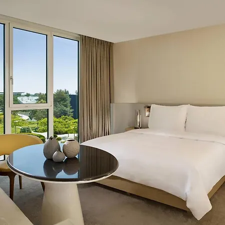 The Ritz-carlton, 5* Wolfsburg