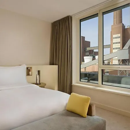 The Ritz-carlton, Hotel 5*