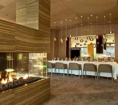 Hotel The Ritz-carlton, 5*