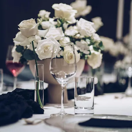 The Ritz-carlton, Hotel 5*