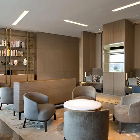 The Ritz-carlton, Отель Вольфсбург