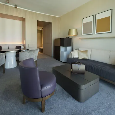 Отель The Ritz-carlton,