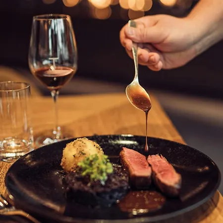 The Ritz-carlton, Wolfsburg