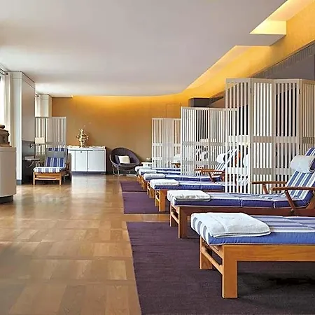 The Ritz-carlton, 5* Вольфсбург