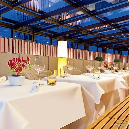 The Ritz-carlton, 5* Wolfsburg