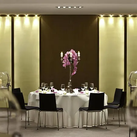 The Ritz-carlton, 5* Wolfsburg