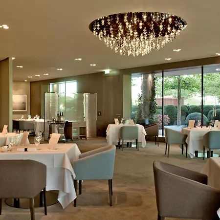 Hotel The Ritz-carlton,