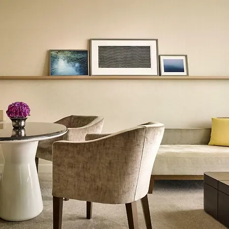 The Ritz-carlton, 5*