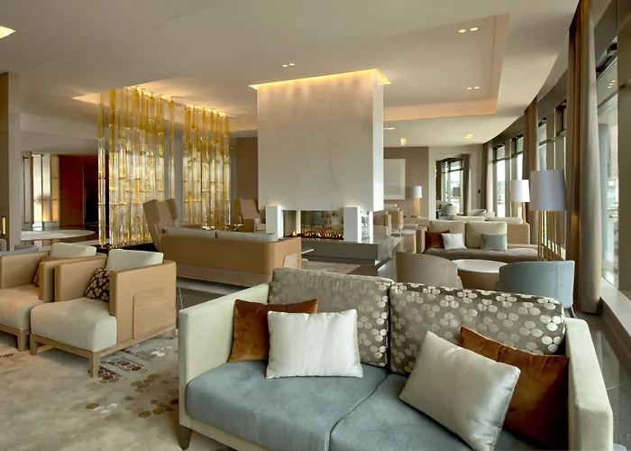 Hotel The Ritz-carlton, 5*