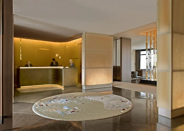The Ritz-carlton, 5*