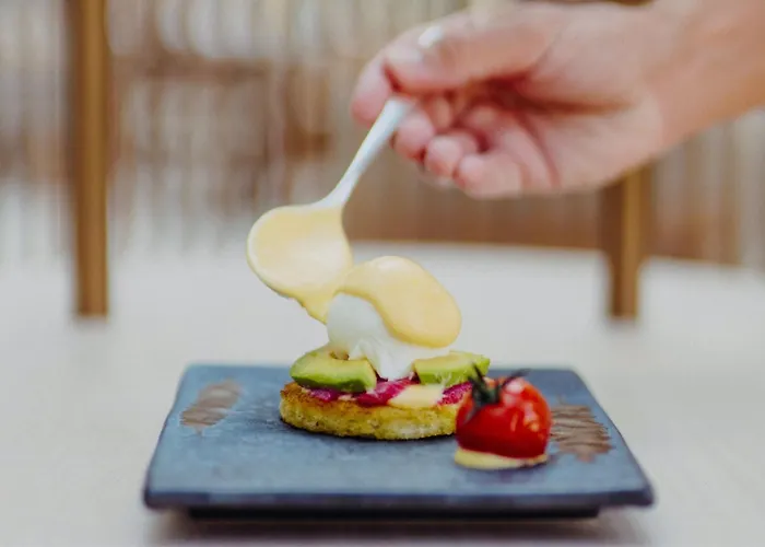 The Ritz-carlton, Hotel