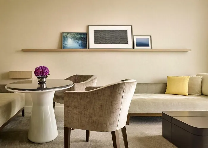 The Ritz-carlton, 5*